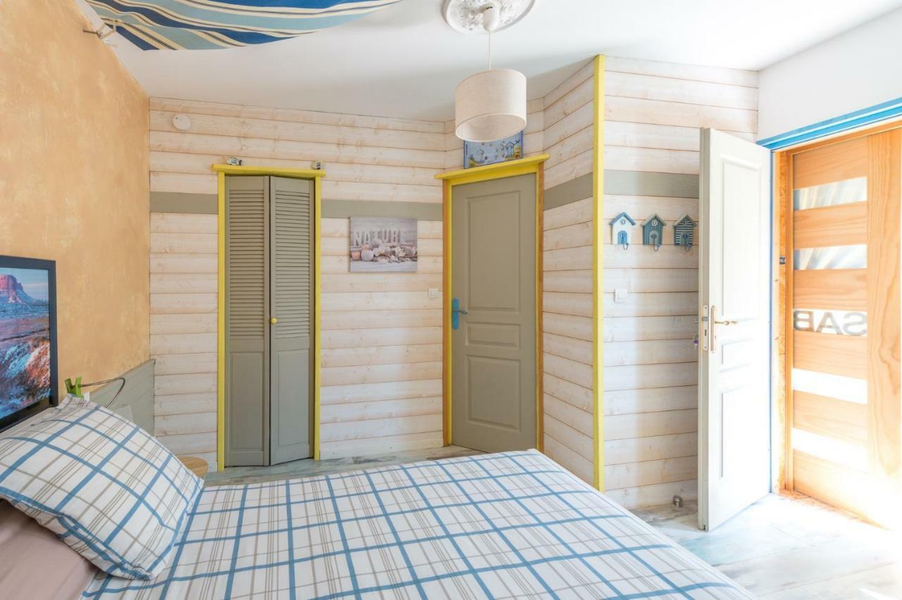 L'Escale Marine - Couette Et Cafe Bed and Breakfast La Rochelle  Eksteriør billede